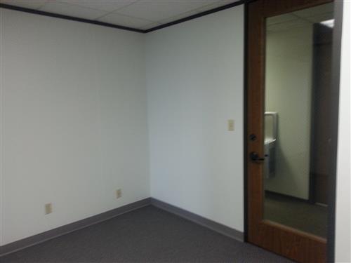 7322-7324 Southwest Freeway - 118x2-0820-sm