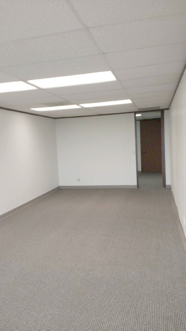 7322-7324 Southwest Freeway - 118x2-0850-sm