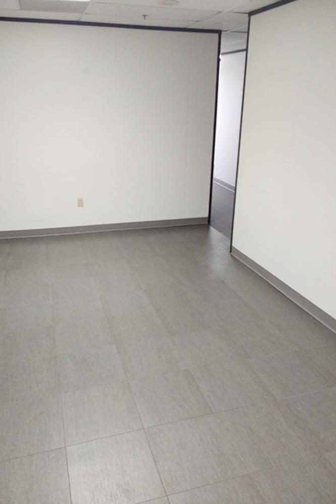 7322-7324 Southwest Freeway - 118x2-0870-sm