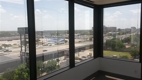 7322-7324 Southwest Freeway - 118x2-0885.01-sm