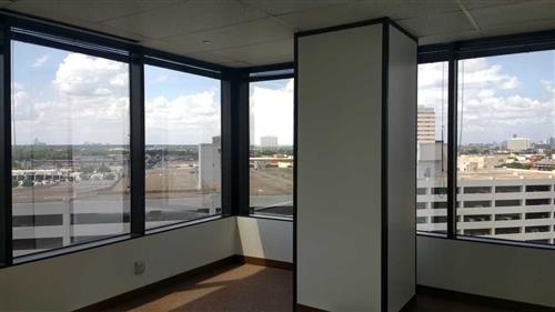 7322-7324 Southwest Freeway - 118x2-0938-sm