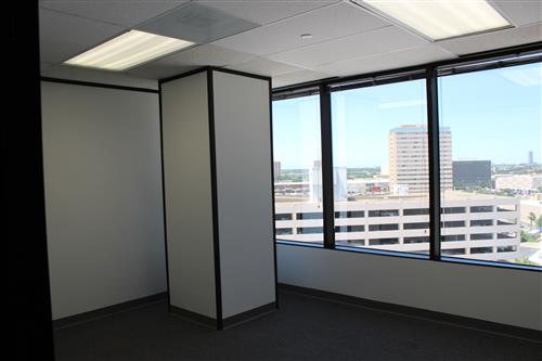 7322-7324 Southwest Freeway - 118x2-0980-sm