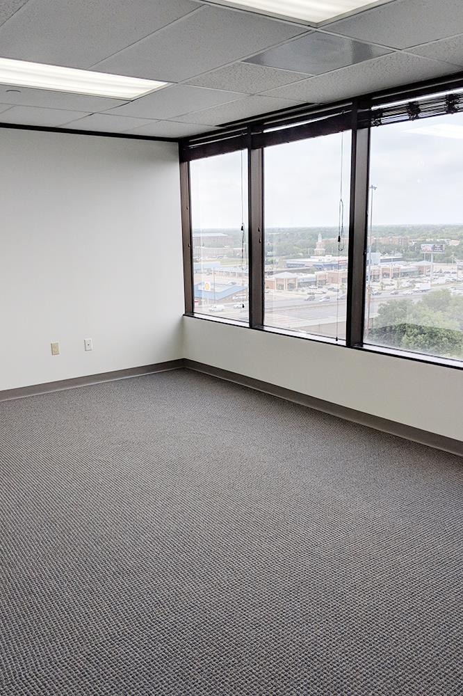 7322-7324 Southwest Freeway - 118x2-1000.01-sm