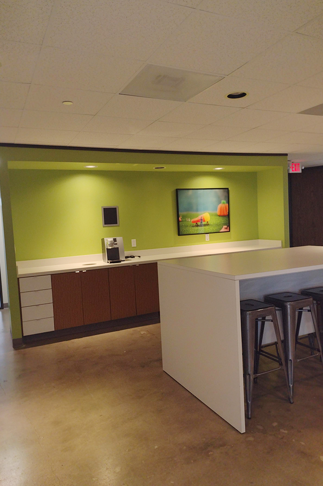 7322-7324 Southwest Freeway - 118x2-1050-sm