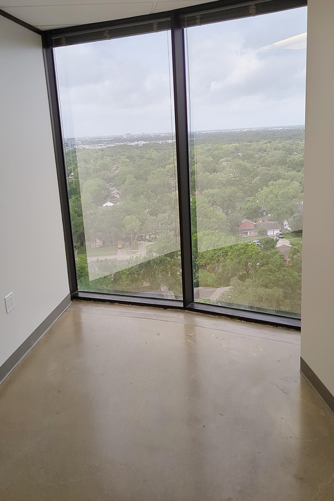 7322-7324 Southwest Freeway - 118x2-1432-sm