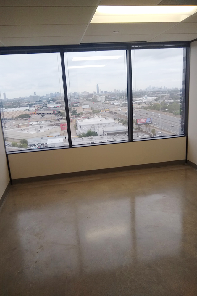 7322-7324 Southwest Freeway - 118x2-1470-sm