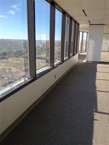 7322-7324 Southwest Freeway - 118x2-1720-sm