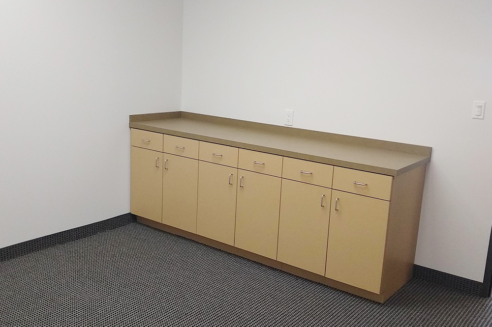 9535 Forest Ln - 120x100A-sm