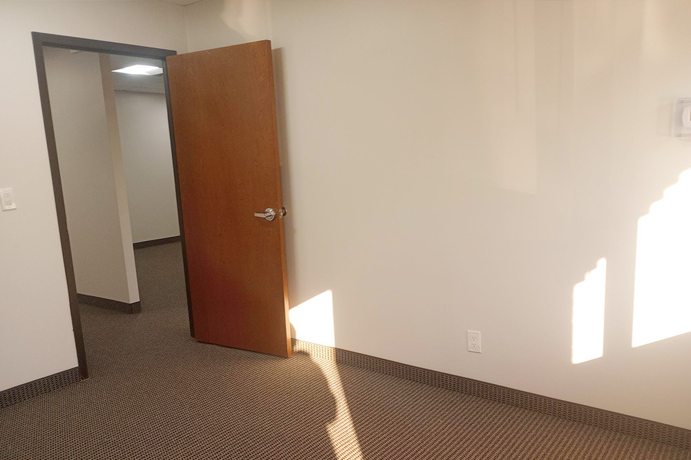 9304 Forest Ln - 121xN160-sm