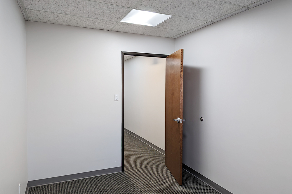 9304 Forest Ln - 121xN161-sm