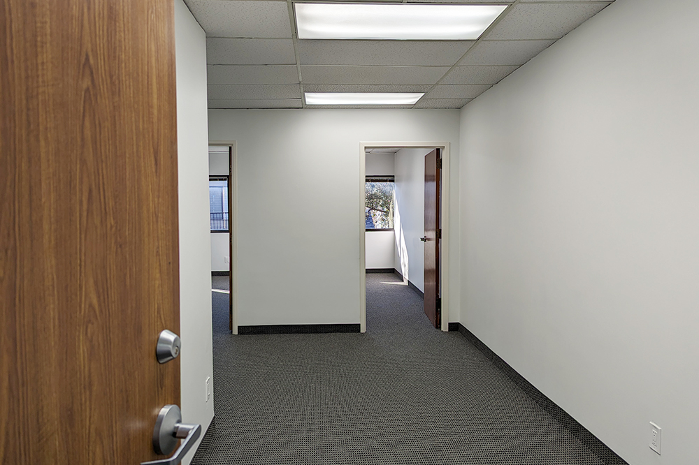 9304 Forest Ln - 121xN274-sm