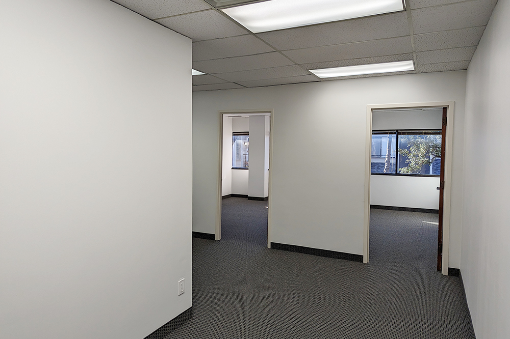 9304 Forest Ln - 121xN274-sm