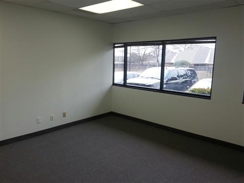 7-UIS115x121.jpg