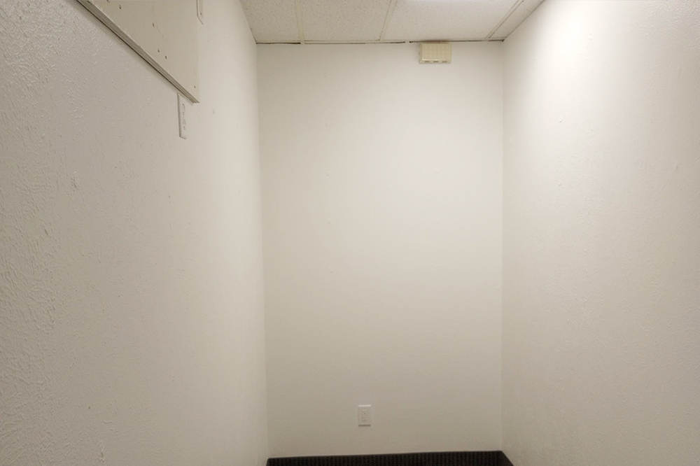 9304 Forest Ln - 121xS120-sm