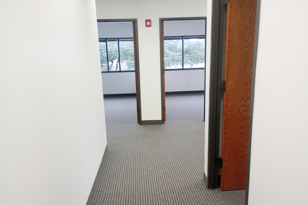 9304 Forest Ln - 121xS220-sm