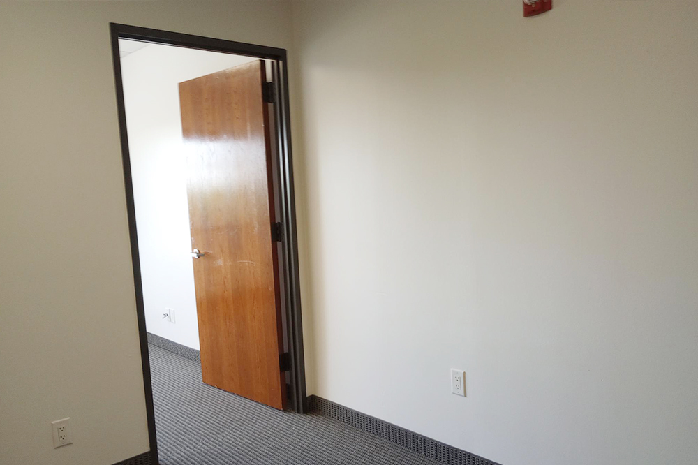 9304 Forest Ln - 121xS236-sm