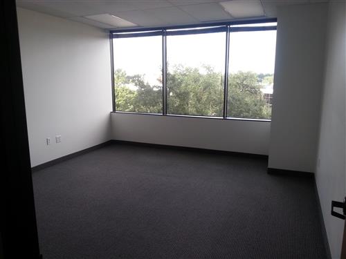 2727 LBJ Freeway - 123x318-sm