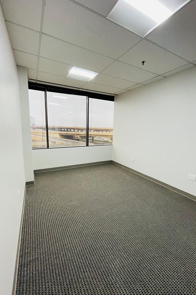 2727 LBJ Freeway - 123x440-sm