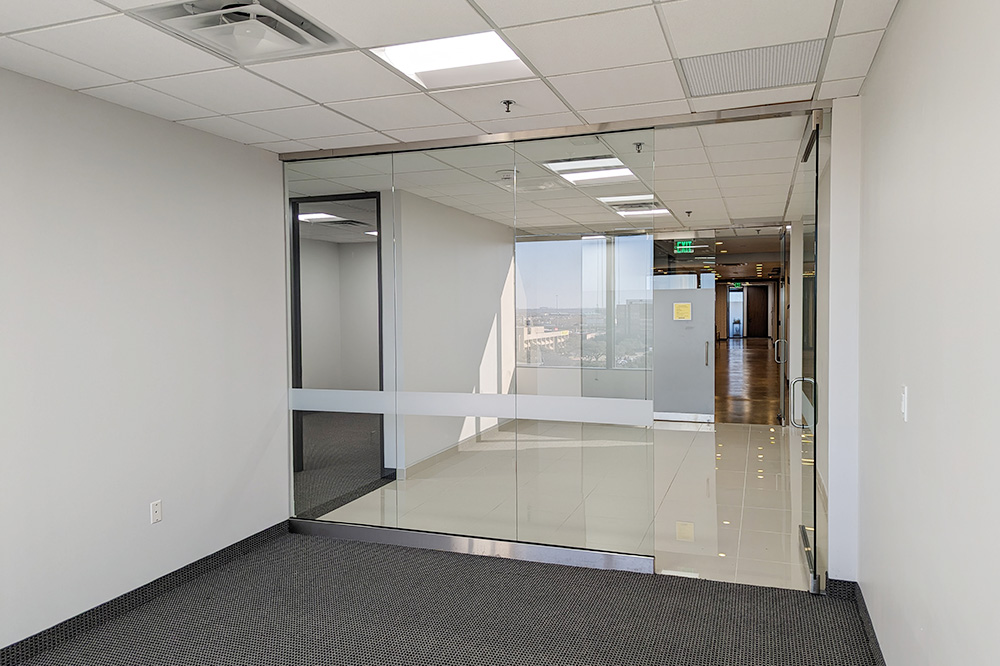 2727 LBJ Freeway - 123x700.WS-sm