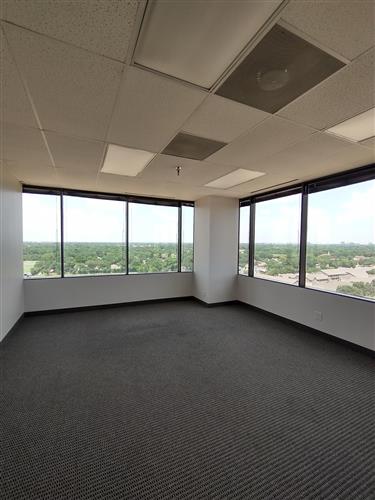 2727 LBJ Freeway - 123x924-sm