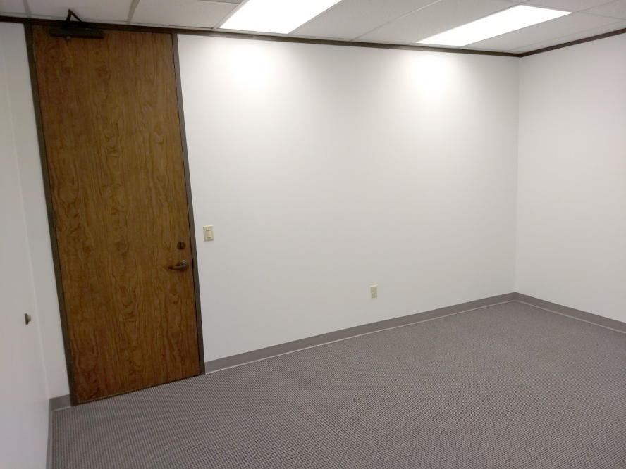 340-350 N Sam Houston Pkwy E - 127xA160D-sm