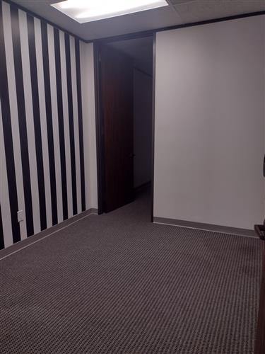 340-350 N Sam Houston Pkwy E - 127xA165Q-sm