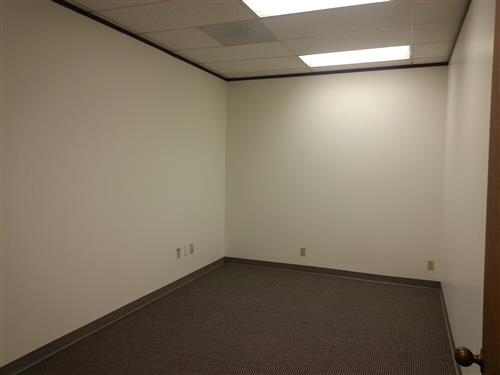 340-350 N Sam Houston Pkwy E - 127xA231-sm