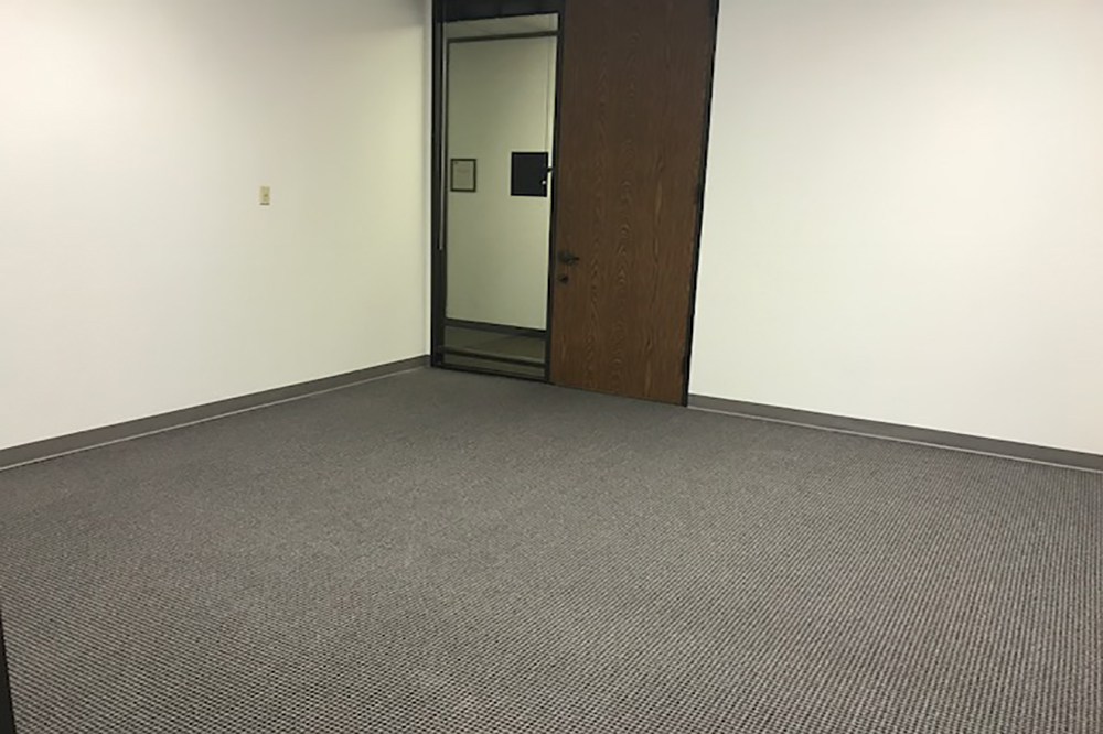 340-350 N Sam Houston Pkwy E - 127xA233-01-sm