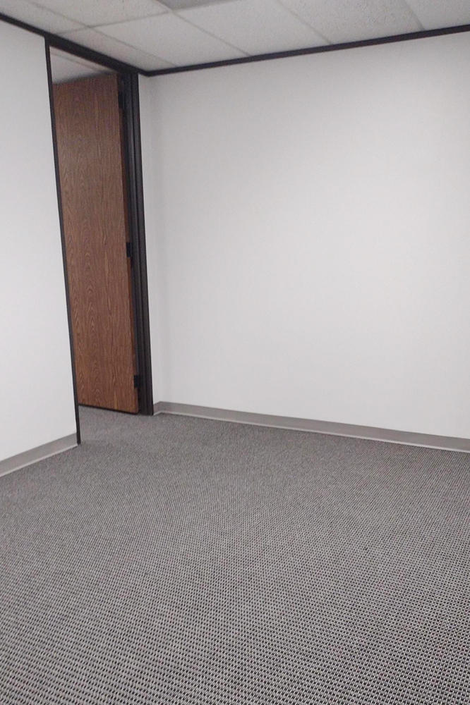 340-350 N Sam Houston Pkwy E - 127xA235-sm