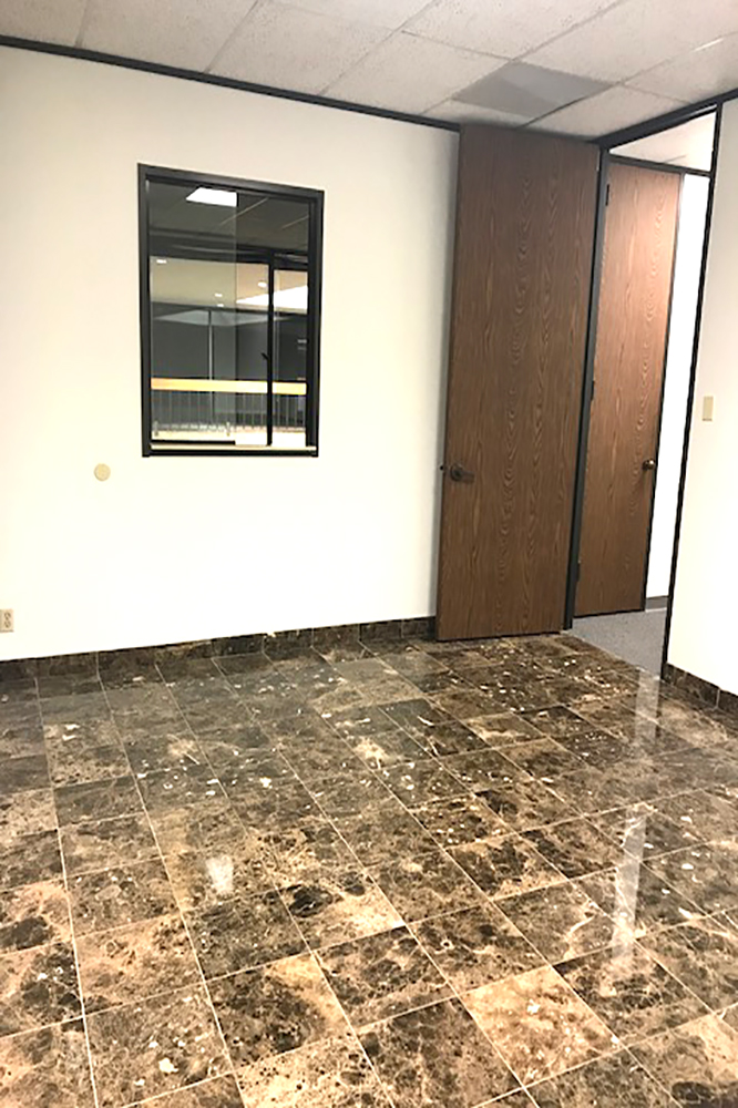 340-350 N Sam Houston Pkwy E - 127xA261-sm