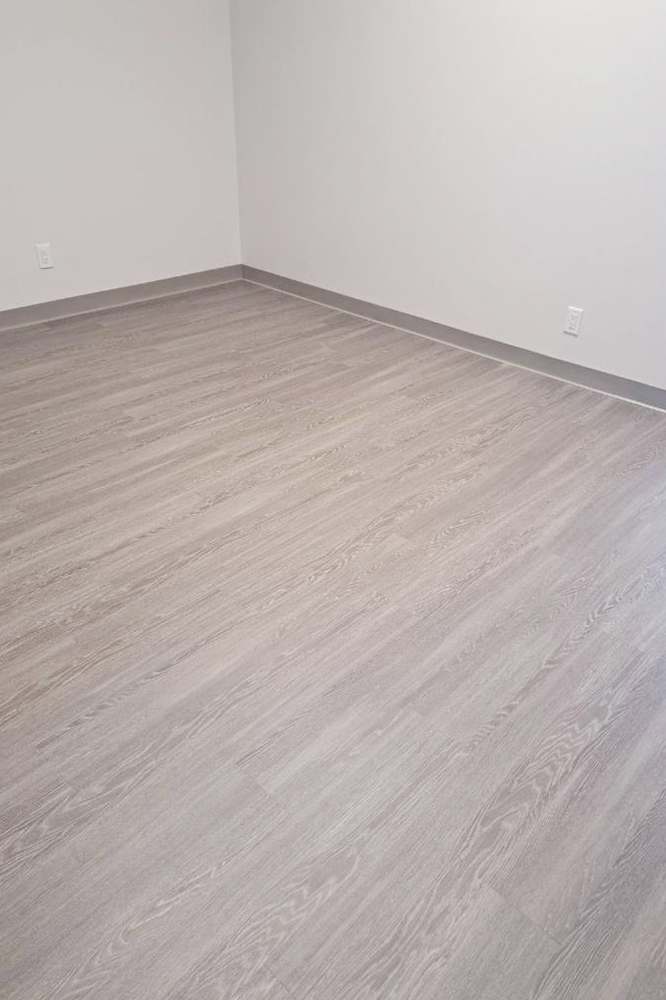 340-350 N Sam Houston Pkwy E - 127xA266-sm