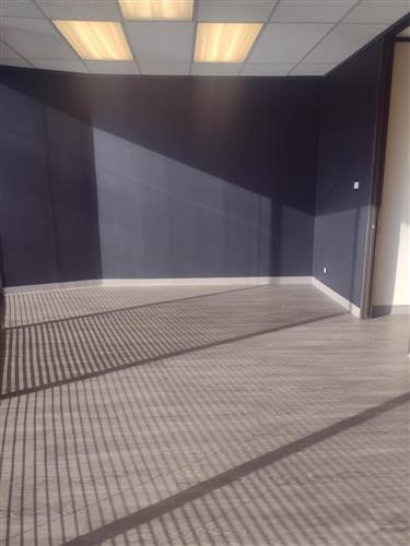 340-350 N Sam Houston Pkwy E - 127xA266-sm