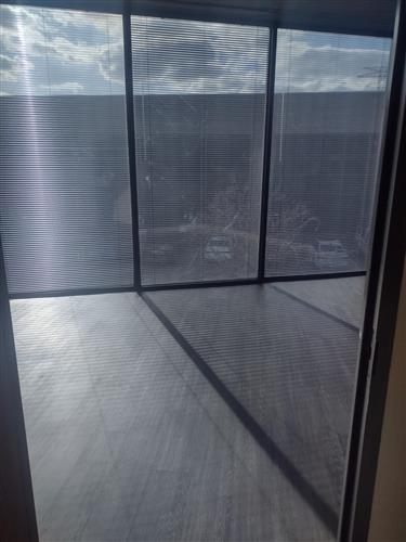 340-350 N Sam Houston Pkwy E - 127xA266-sm