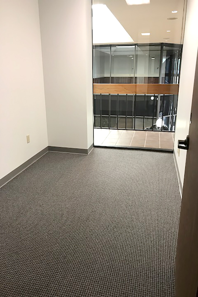 340-350 N Sam Houston Pkwy E - 127xB255-sm