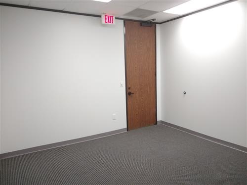 340-350 N Sam Houston Pkwy E - 127xB287.01-sm