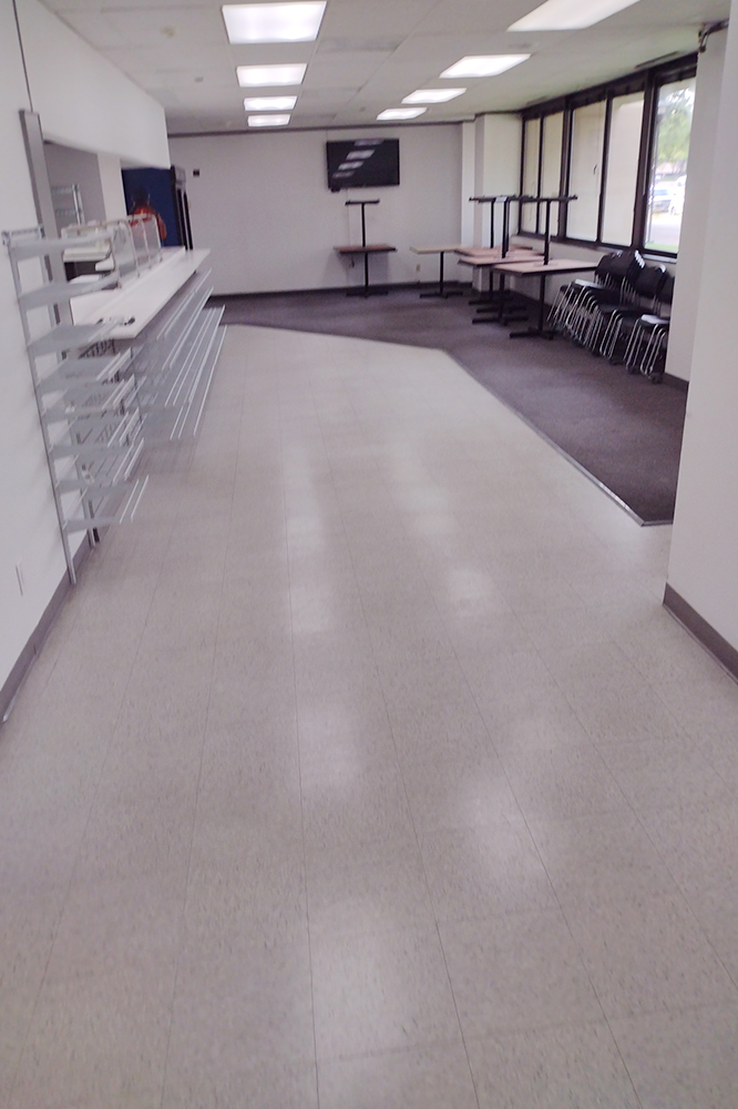 12000-12100 Ford Rd - 133xA190-sm