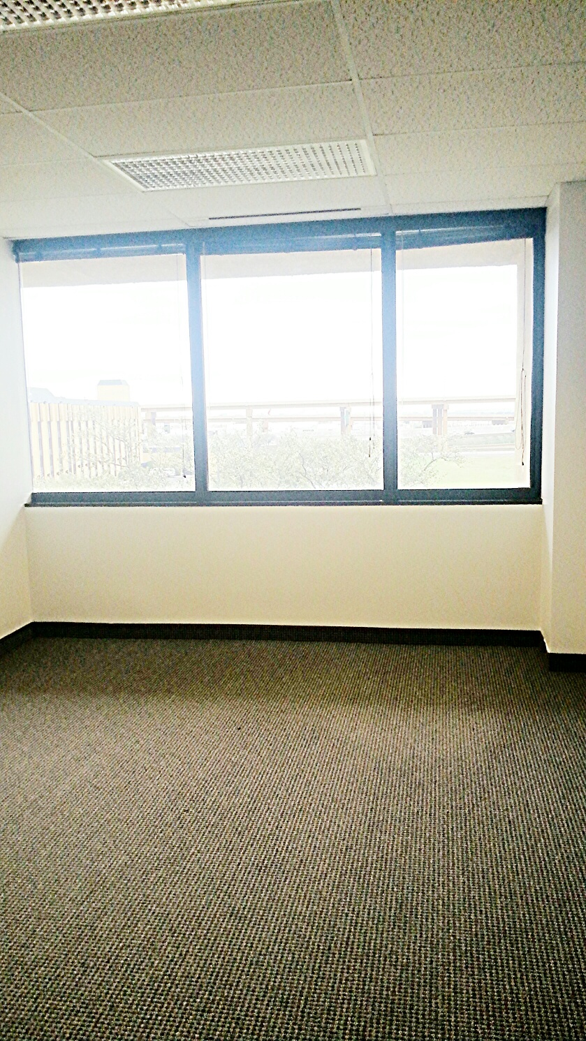 1-UIA417x133.jpg
