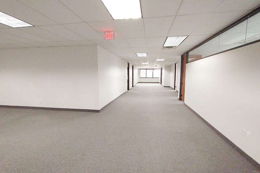 12000-12100 Ford Rd - 133xB200.01-sm