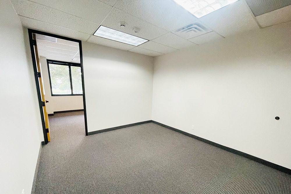 12000-12100 Ford Rd - 133xB283-sm