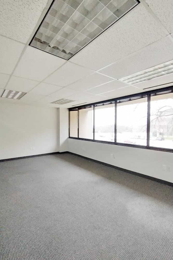 12000-12100 Ford Rd - 133xB295-sm