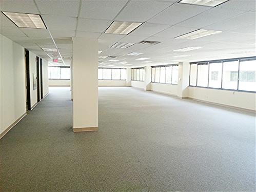 2-UIB300x133.jpg