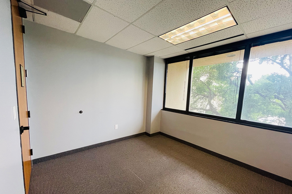 12000-12100 Ford Rd - 133xB328-sm