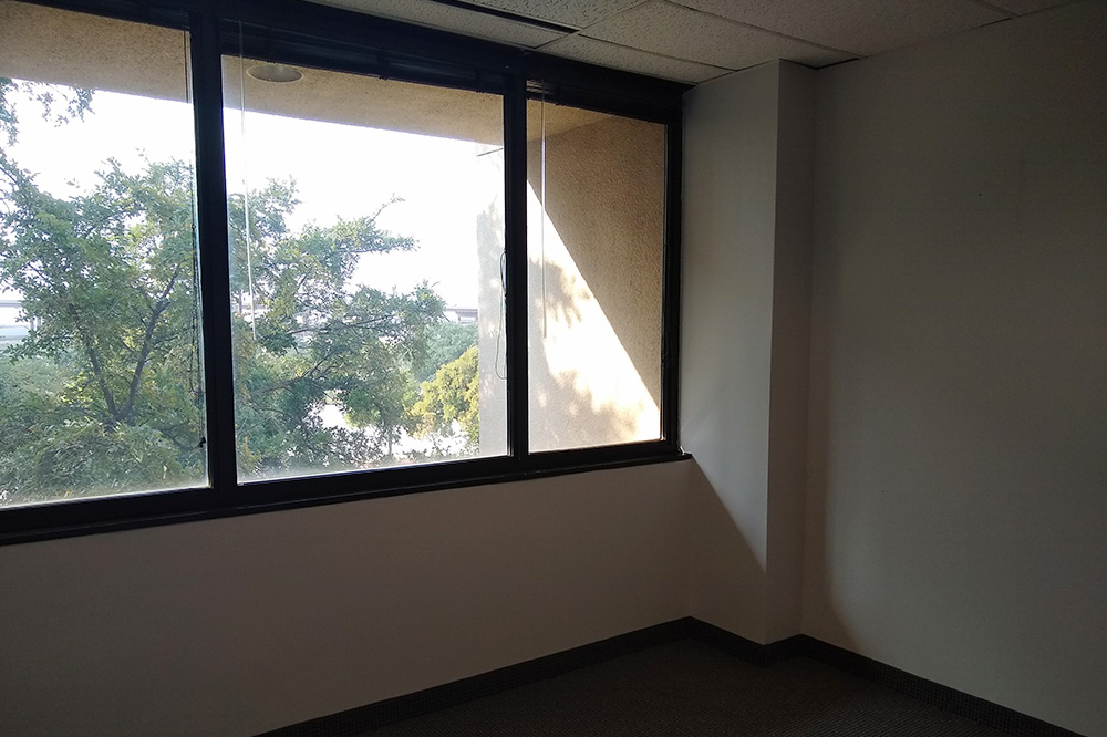 2-UIB330x133.jpg