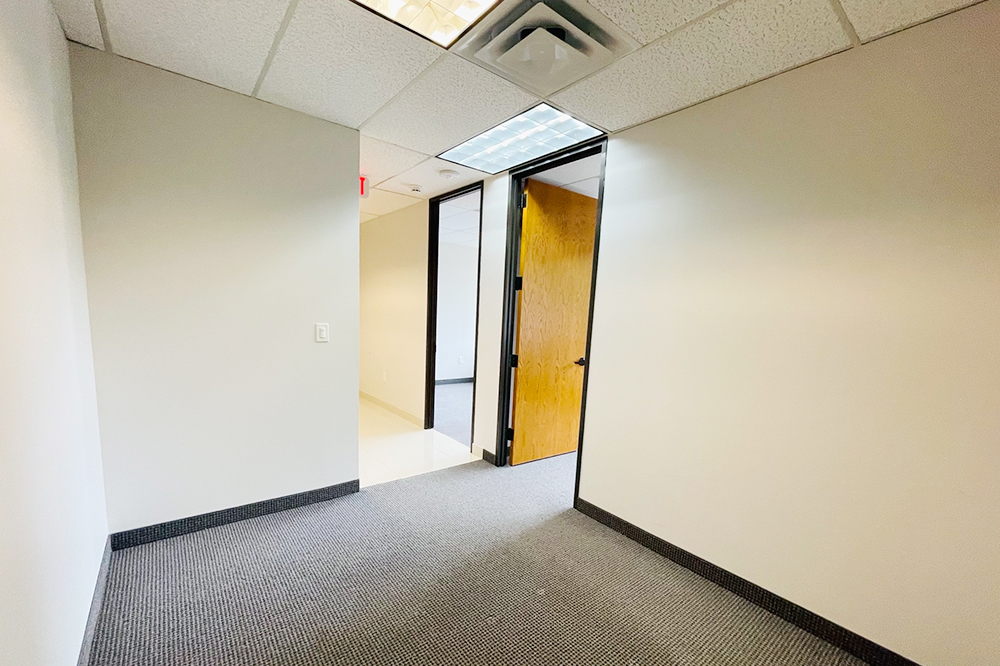 12000-12100 Ford Rd - 133xB358-sm