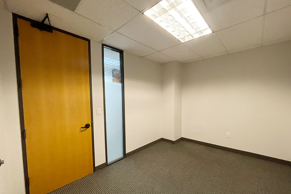 12000-12100 Ford Rd - 133xB363-sm