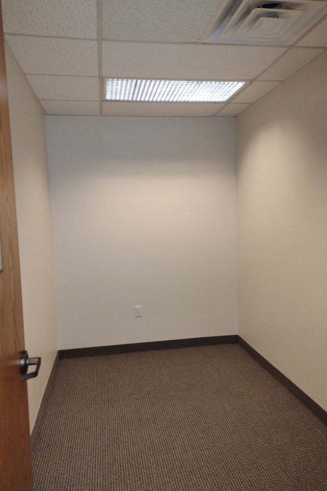 12000-12100 Ford Rd - 133xSTOR1-sm