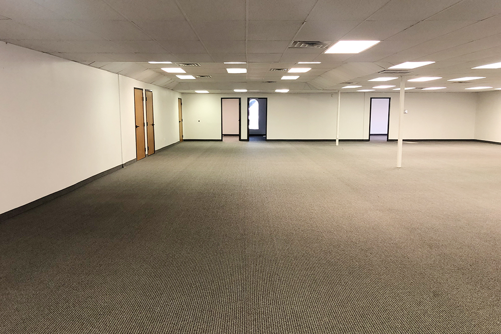 415 E. Bolt St. - 142x415-sm