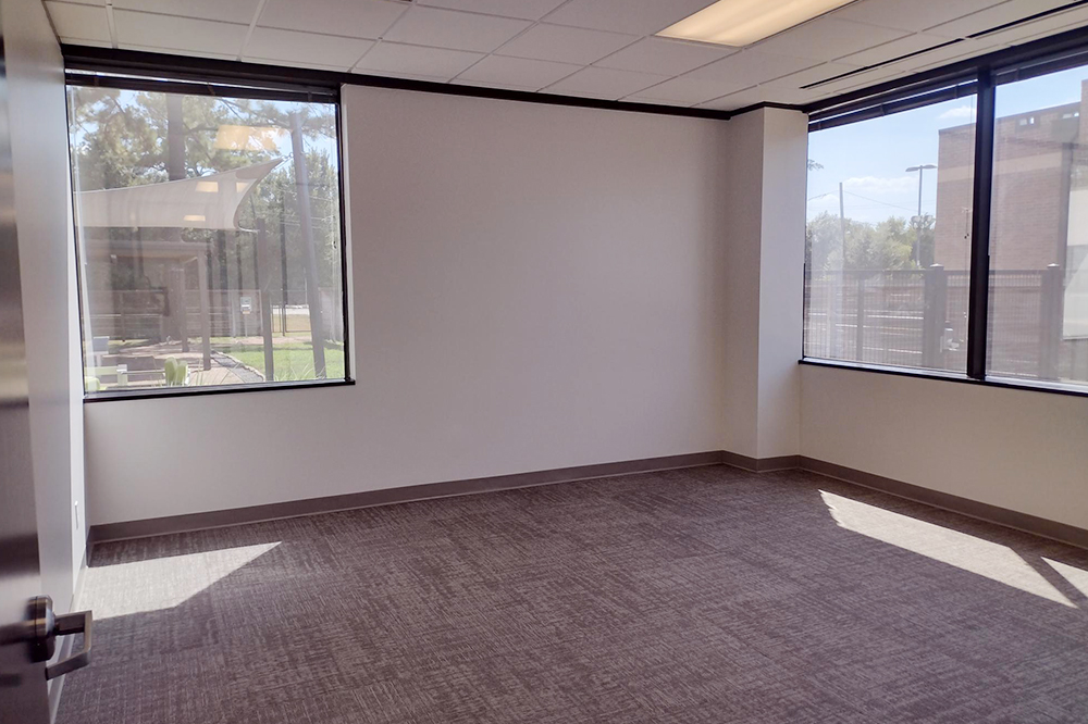8100 Washington Ave - 1426x150E-sm