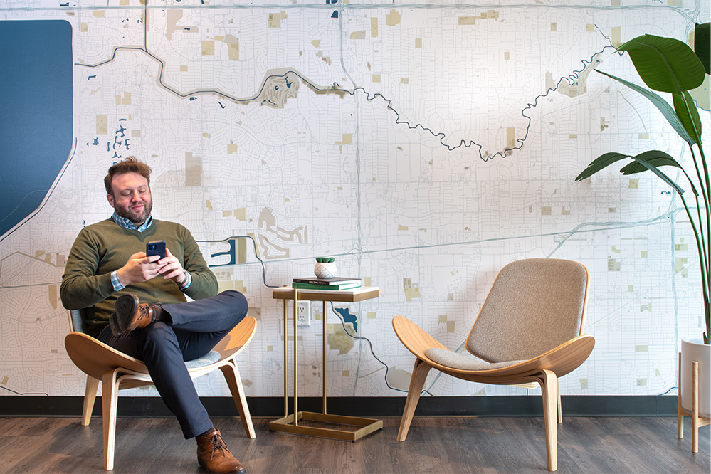 8100 Washington Ave - 1426x150L-sm