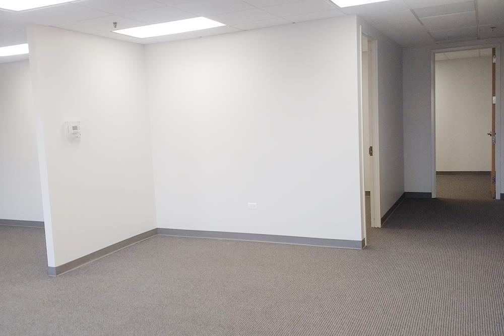 3205-3231 North Wilke Road - 1449x3209-109-sm